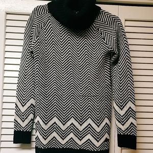 CELSIUS turtleneck sweater
